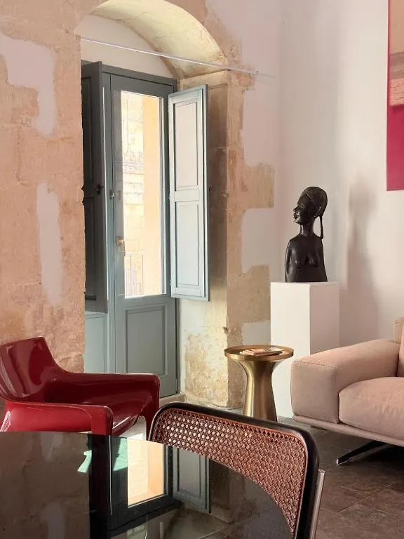 Code24 Villa Noto Tatil Evi